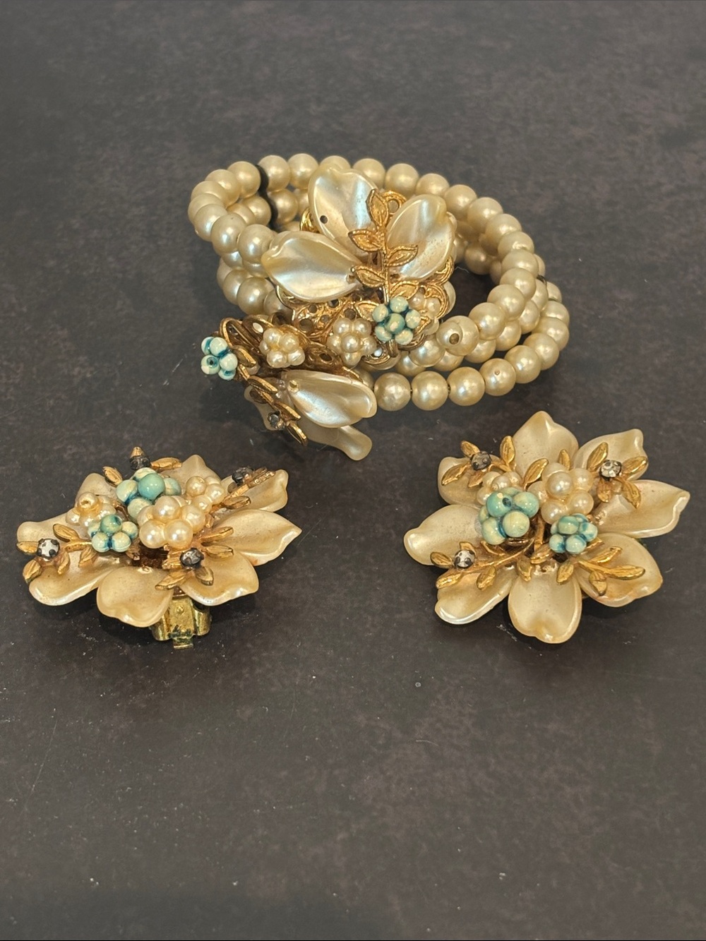 Floral Faux Pearl Turquoise Memory Wire Bracelet Clip Earrings Set